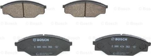 BOSCH 0 986 424 382 - Тормозные колодки, дисковые, комплект avtokuzovplus.com.ua