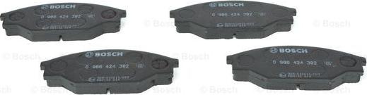 BOSCH 0 986 424 382 - Тормозные колодки, дисковые, комплект avtokuzovplus.com.ua