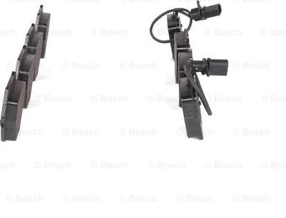 BOSCH 0 986 424 690 - Тормозные колодки, дисковые, комплект avtokuzovplus.com.ua