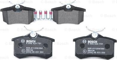 BOSCH 0 986 424 751 - Гальмівні колодки, дискові гальма autocars.com.ua