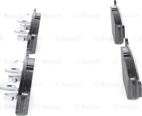 BOSCH 0 986 494 305 - Тормозные колодки, дисковые, комплект avtokuzovplus.com.ua