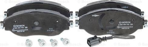 BOSCH 0 986 494 704 - Тормозные колодки, дисковые, комплект autodnr.net