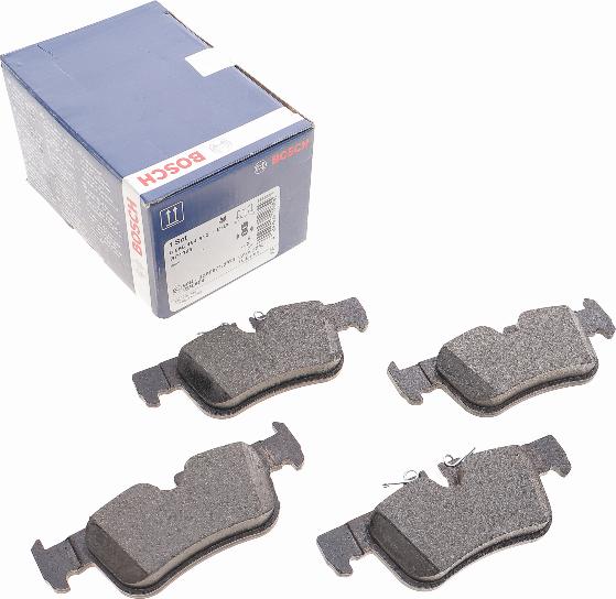 BOSCH 0 986 494 812 - Тормозные колодки, дисковые, комплект avtokuzovplus.com.ua