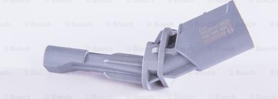 BOSCH 0 986 594 560 - Датчик ABS, частота обертання колеса autocars.com.ua