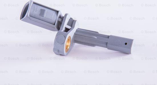 BOSCH 0 986 594 560 - Датчик ABS, частота обертання колеса autocars.com.ua