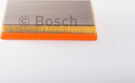 BOSCH 0 986 B02 323 - Повітряний фільтр autocars.com.ua