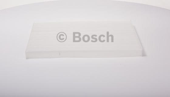 BOSCH 0 986 BF0 555 - Фільтр, повітря у внутрішній простір autocars.com.ua