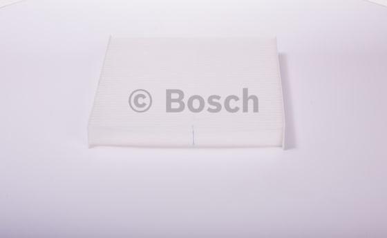 BOSCH 0 986 BF0 588 - Фільтр, повітря у внутрішній простір autocars.com.ua