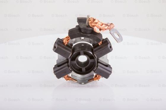 BOSCH 1 004 336 586 - Кронштейн, вугільна щітка autocars.com.ua