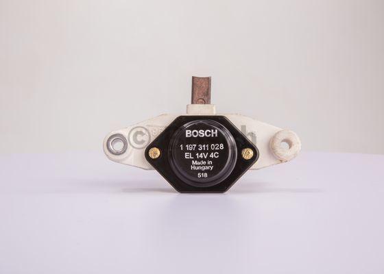 BOSCH 1 197 311 028 - Регулятор напруги генератора autocars.com.ua