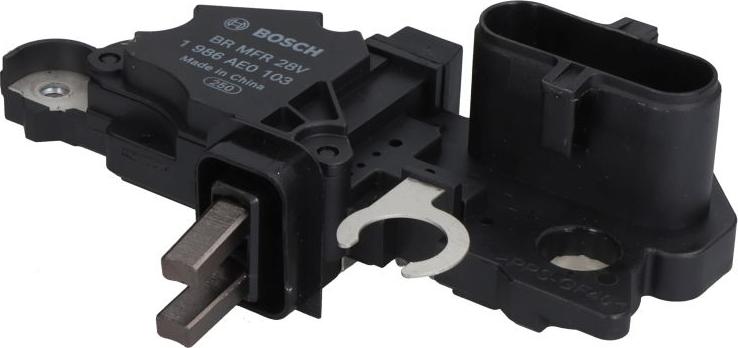 BOSCH 1 986 AE0 103 - Регулятор напруги генератора autocars.com.ua