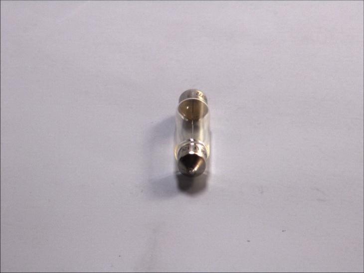 BOSCH 1 987 302 210 - Лампа розжарювання, Освітлення салону autocars.com.ua