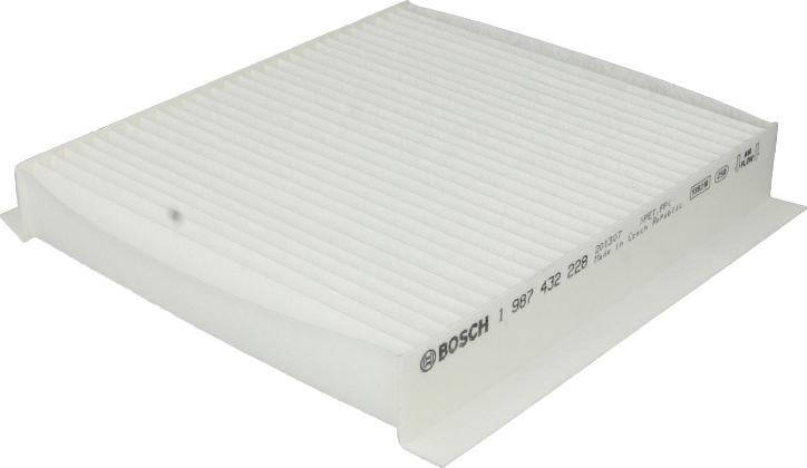 BOSCH 1 987 432 228 - Фільтр, повітря у внутрішній простір autocars.com.ua