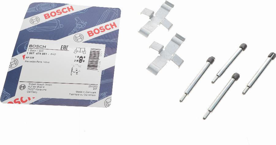 BOSCH 1 987 474 051 - Комплектуючі, колодки дискового гальма autocars.com.ua