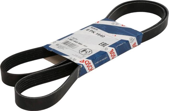 BOSCH 1 987 945 985 - Поликлиновой ремінь autocars.com.ua