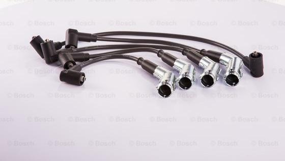 BOSCH 9 295 080 044 - Комплект проводів запалювання autocars.com.ua