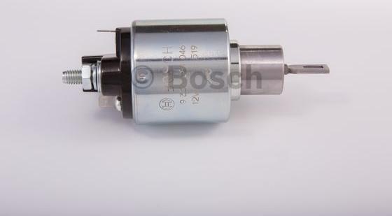 BOSCH 9 33A 081 046 - Тяговое реле, стартер autodnr.net