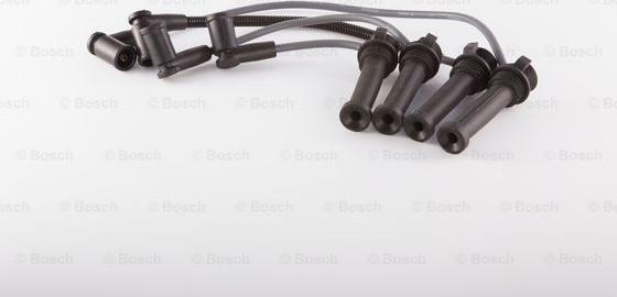 BOSCH F 000 99C 132 - Комплект проводів запалювання autocars.com.ua