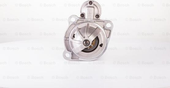 BOSCH F 000 AL0 136 - Стартер autocars.com.ua