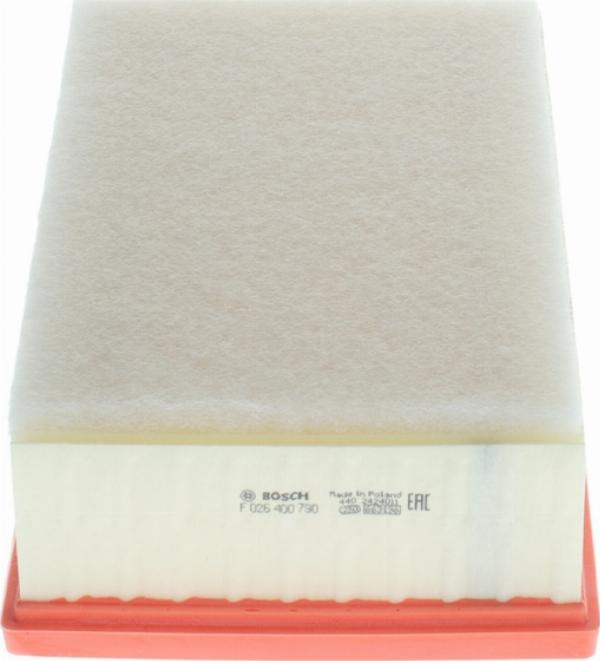 BOSCH F 026 400 790 - Повітряний фільтр autocars.com.ua