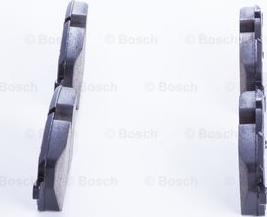 BOSCH F 03B 050 165 - Гальмівні колодки, дискові гальма autocars.com.ua