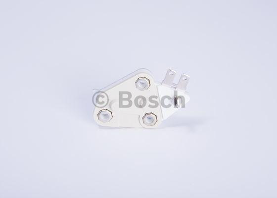 BOSCH F 042 320 208 - Регулятор напруги генератора autocars.com.ua