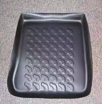 Carbox 411028000 - Гумовий килимок з захисними бортами autocars.com.ua