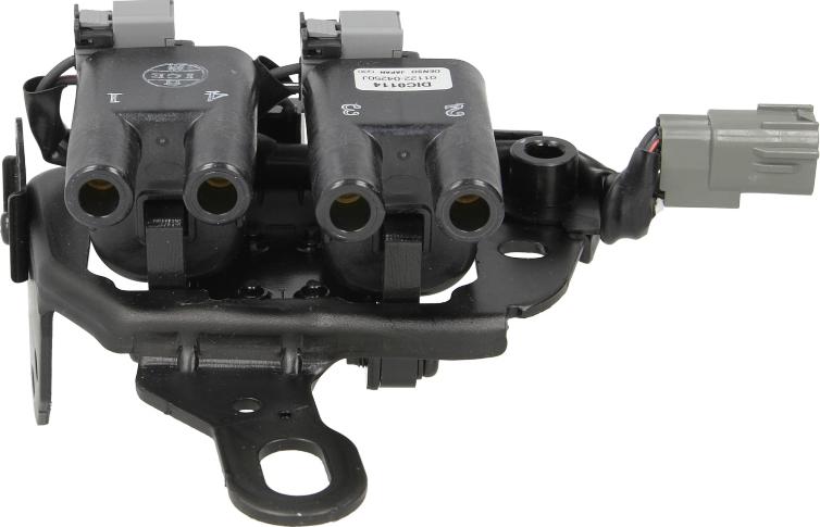 Denso DIC-0114 - Котушка запалювання autocars.com.ua