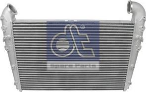 DT Spare Parts 1.11252 - Интеркулер autocars.com.ua