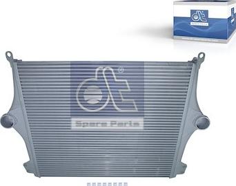 DT Spare Parts 1.11476 - Интеркулер autocars.com.ua