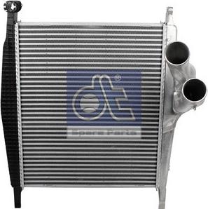 DT Spare Parts 4.63718 - Интеркулер autocars.com.ua
