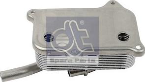 DT Spare Parts 4.66646 - Масляный радиатор, двигательное масло autodnr.net