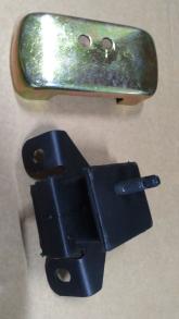 GM 0682163 - Подушка, підвіска двигуна autocars.com.ua