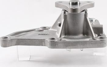 GMB GWHO-74A - Водяний насос autocars.com.ua