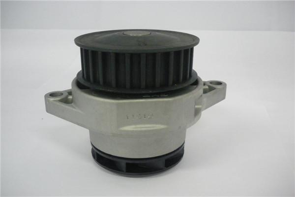 GMB GWVW-12A - Водяний насос autocars.com.ua