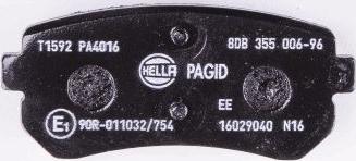 HELLA PAGID 8DB 355 006-961 - Тормозные колодки, дисковые, комплект avtokuzovplus.com.ua