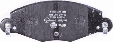 HELLA PAGID 8DB 355 019-421 - Тормозные колодки, дисковые, комплект avtokuzovplus.com.ua