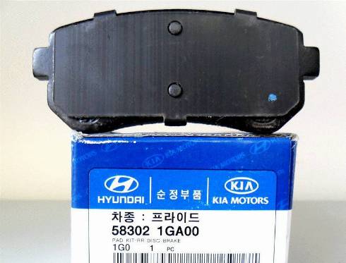 Hyundai 58302-1GA00 - Тормозные колодки, дисковые, комплект autodnr.net