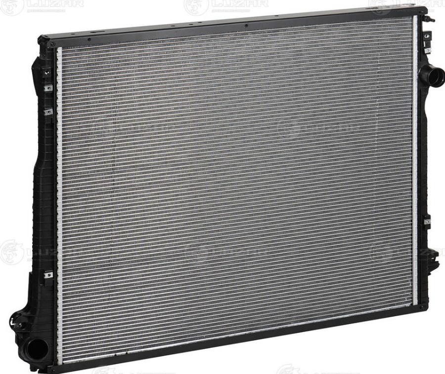 Luzar LRc 2811 - Радіатор, охолодження двигуна autocars.com.ua
