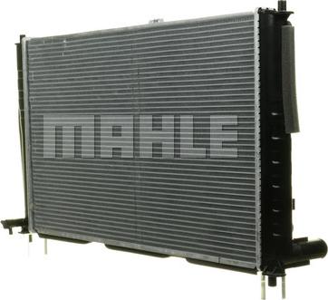 MAHLE CR 1330 000P - Радіатор, охолодження двигуна autocars.com.ua