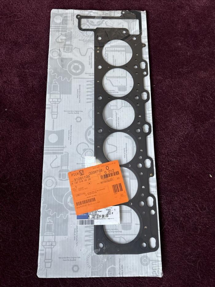 Mercedes-Benz 137 016 00 20 - Прокладка, головка циліндра autocars.com.ua