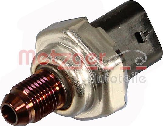 Metzger 0906460 - Датчик, тиск подачі палива autocars.com.ua