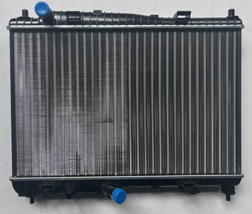 MOTRIO 8550508314 - Радіатор, охолодження двигуна autocars.com.ua