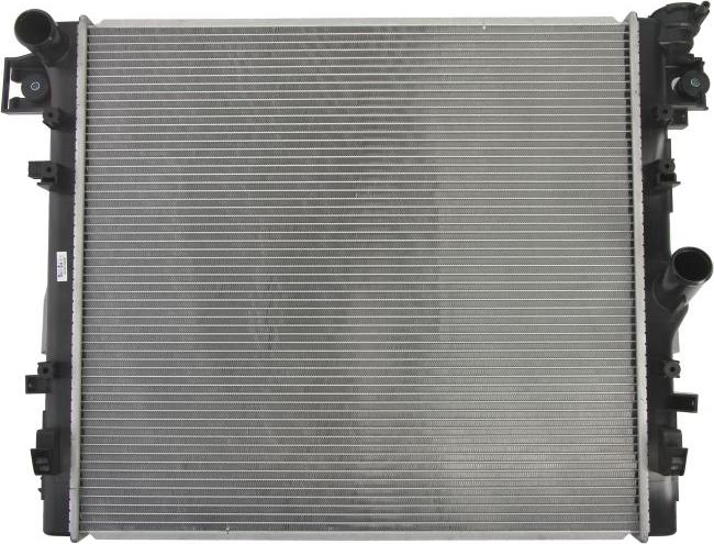 NISSENS 61037 - Радіатор, охолодження двигуна autocars.com.ua