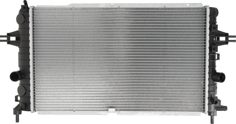 NISSENS 63121 - Радіатор, охолодження двигуна autocars.com.ua