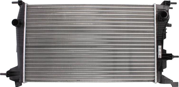 NISSENS 637647 - Радіатор, охолодження двигуна autocars.com.ua