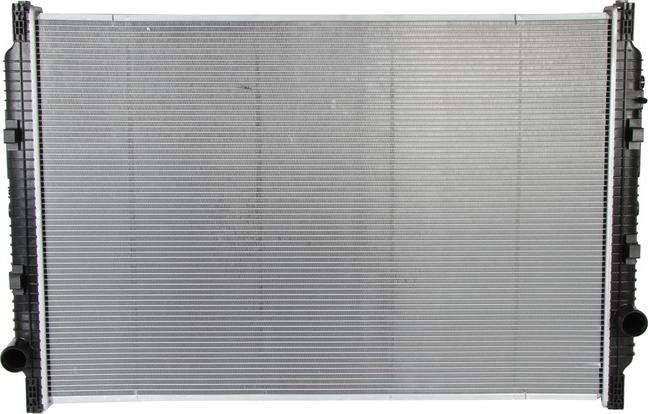 NISSENS 637780 - Радіатор, охолодження двигуна autocars.com.ua