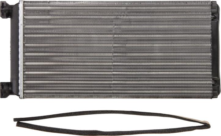 NISSENS 71302 - Теплообмінник, опалення салону autocars.com.ua