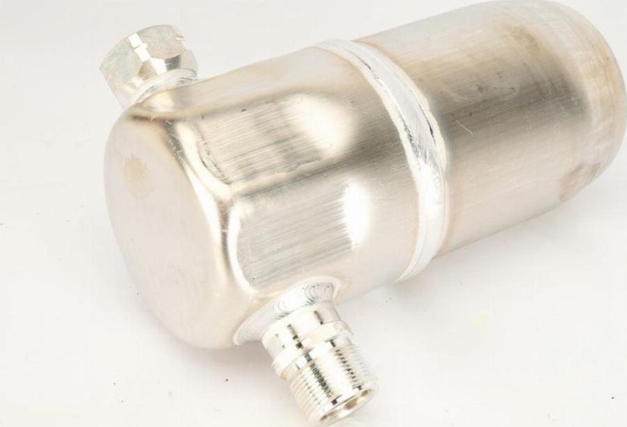 NRF 33081 - Осушувач, кондиціонер autocars.com.ua