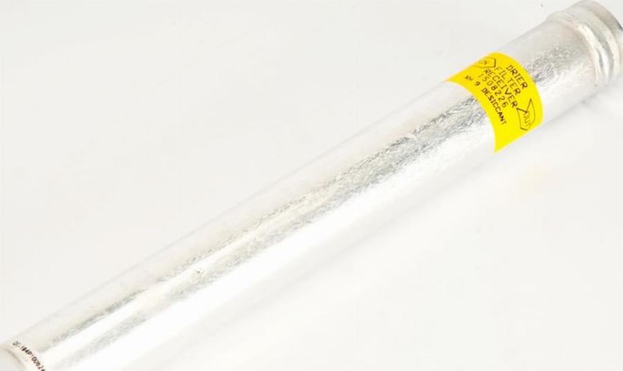 NRF 33302 - Осушувач, кондиціонер autocars.com.ua